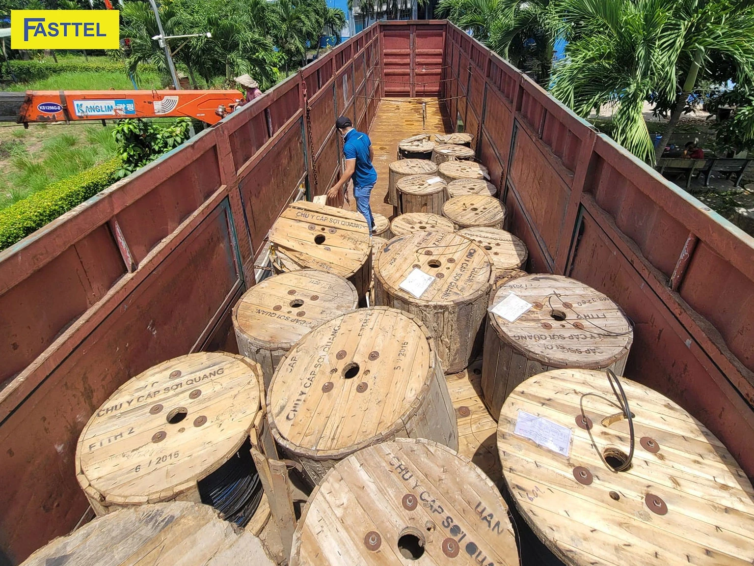 cap-quang-6fo-ong-long-01