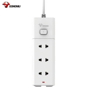 o-cam-dien-gongniu-3-o-1-cong-tac-2500w10a-day-dai-35m-v1030-3m