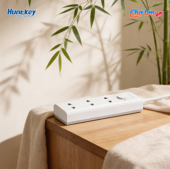 Ảnh ổ điện Huntkey SZV-331