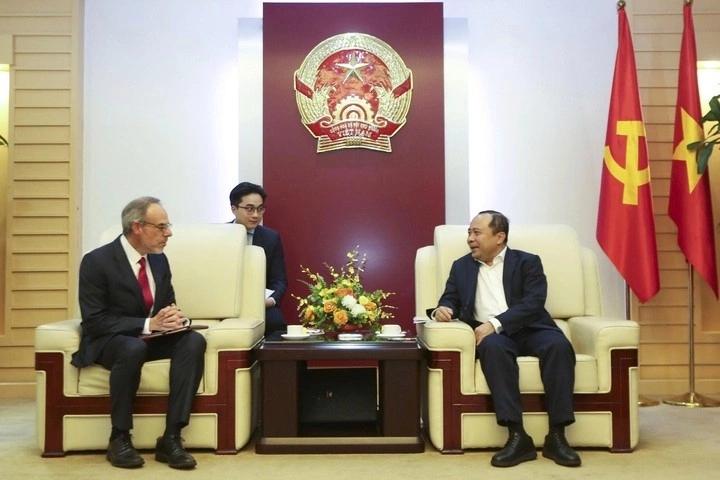 internet vệ tinh amazone